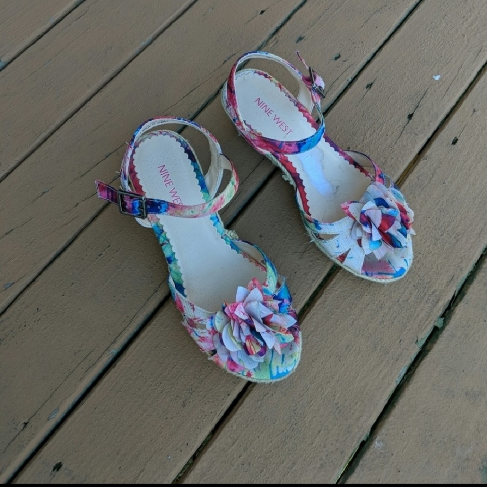 Nine west sandals - Picture 2 of 6